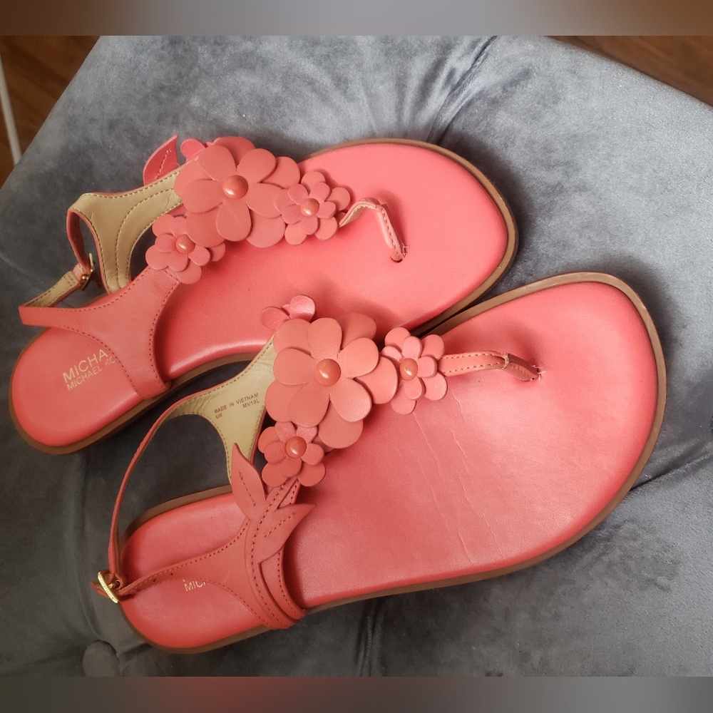 Michael Kors Floral Coral Sandals - Picture 3 of 9